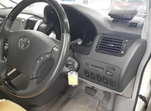 2006 Toyota Alphard full