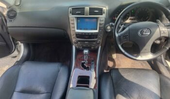 2006 Lexus is full