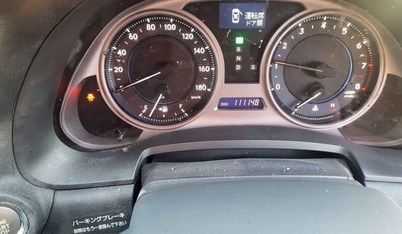 2006 Lexus is full