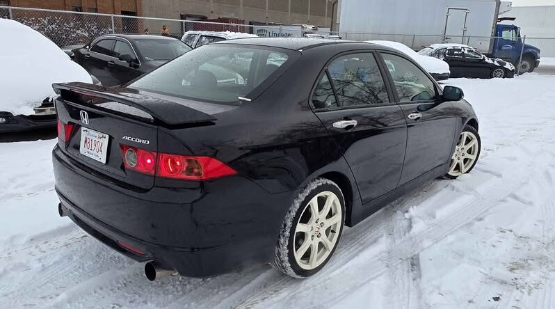 2006 Honda Accord Euro R full