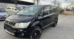 2007 Mitsubishi Delica D5