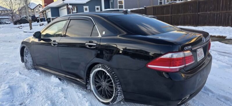 2009 Toyota Crown Royal Saloon full