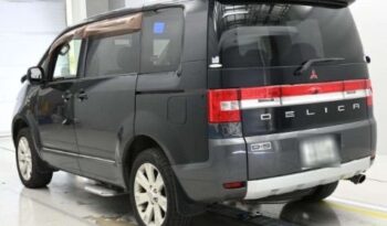 2007 Mitsubishi Delica D5 full