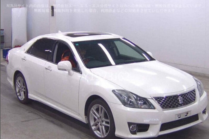 2010 Toyota crown Athlete full