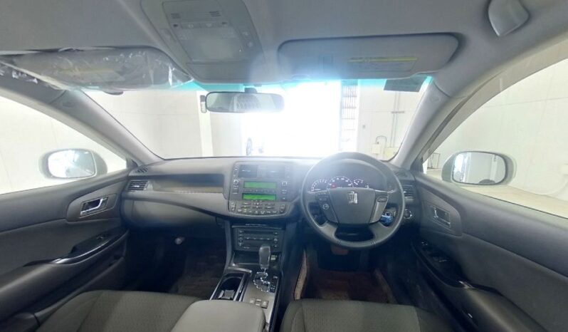 2010 Toyota crown Athlete full