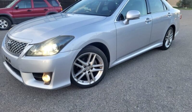 2011 Toyota Crown Athlete full