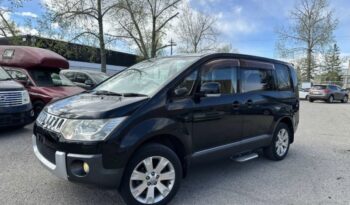 2007 Mitsubishi Delica D5 full