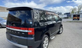 2007 Mitsubishi Delica D5 full