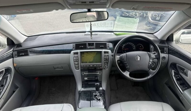2005 Toyota Crown Athlete full