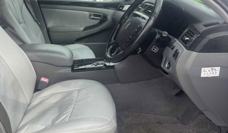 2005 Toyota Crown Athlete full