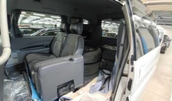 2005 Mitsubishi Delica Spacegear full