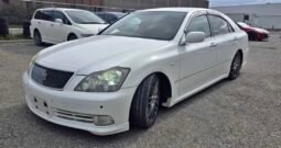 2005 Toyota Crown Athlete