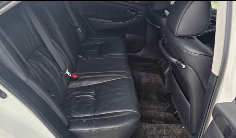 2005 Toyota Crown Athlete full